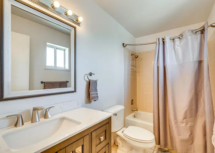 Holiday home 2 Mi To Havasu: Pet-friendly Lake Havasu City